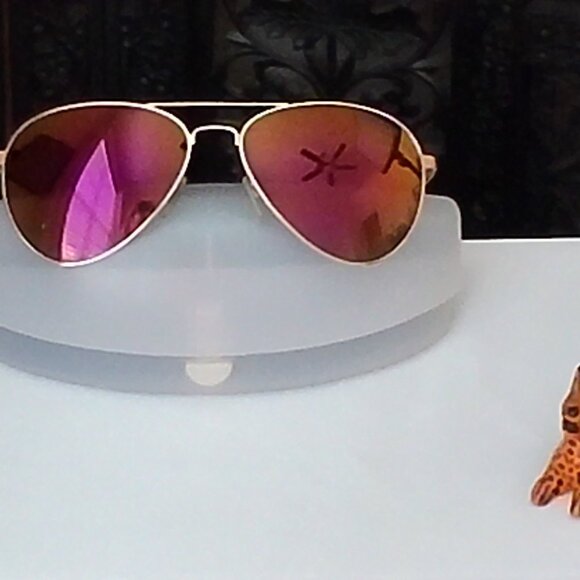 Womens Tommy Hilfiger Sunglasses - Picture 1 of 6